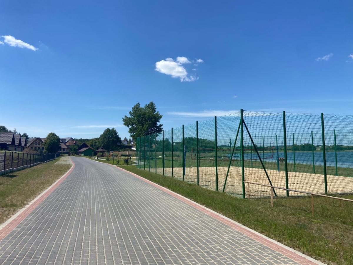 Domki U Zbyszka nad jeziorem Kiedrowice Zewnętrze zdjęcie